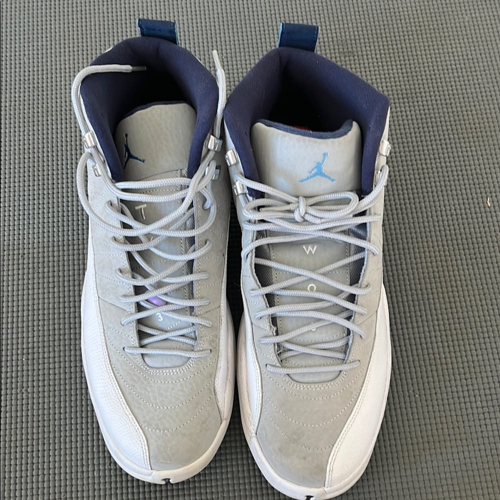Nike Air Jordan 13 Athletic Shoes - Gray and Blue